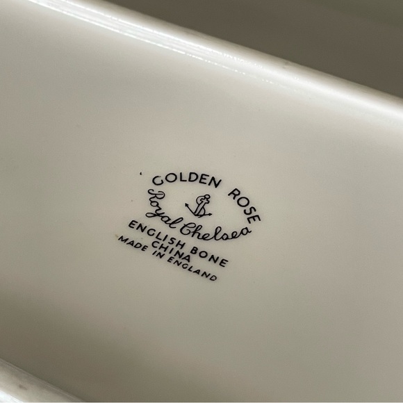 Golden Rose Tea Tray by Royal Chelsea - Picture 8 of 11